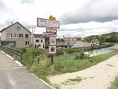 Panneau d'entrée de Moret-sur-Loing, commune de Moret Loing et Orvanne