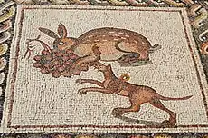 Lièvre croquant du raisin, IVe siècle, découverte à Lod, Israël.