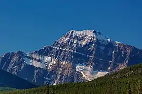 Vue du mont Edith Cavell et du glacier Angel.