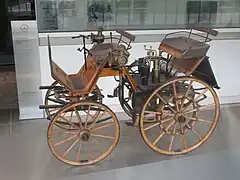 Voiture Daimler Motorkutsche (1886)