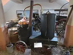 Alambic de bouilleur de cru.