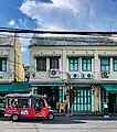 Compartiments chinois (Shophouses) et Tuk-tuk de Phraeng Phuthon (Sam Phraeng)