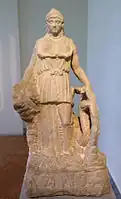 Statuette d'Athéna, copie du Ier siècle de l'Athéna Parthénos de Phidias. Musée national archéologique d'Athènes.