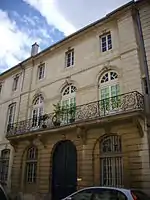 Maison Lecreulx, au no 6.