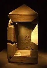 Le naos des décades reconstitué en 2006.