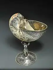 Coupe en coquille de Nautile signée Cornelis Bellekin.