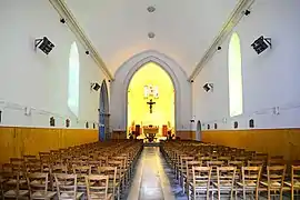 La nef de l’église Saint-Georges.