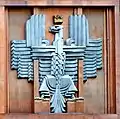 Armoiries de la Pologne, façade du bâtiment de la poste à Varsovie (1934).