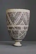 Gobelet peint, céramique de Nuzi, provenant de Tell Djigan (Irak). Musée du Louvre.