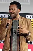 O. T. Fagbenle dans le rôle de Rick Mason