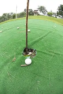 L'un des trous du « parcours de golf le plus dangereux au monde », car situé dans la DMZ à Camp Bonifas.