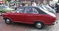 Opel Olympia en version quatre portes