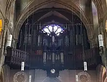 Orgue de tribune de l'église Saint-Jacques de Pau.
