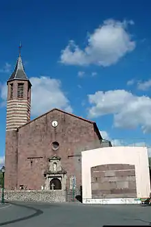 Ossèséglise Saint-Julien(43° 14′ 31″ N, 1° 17′ 01″ O)