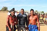 Héréros en tenue traditionnelle et moderne