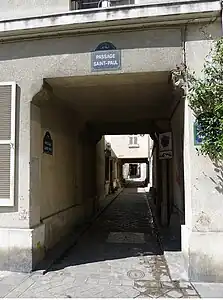 Entrée du passage, rue Saint-Paul.
