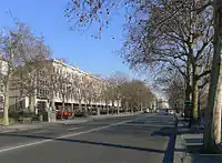Le quai au niveau de la Cité Internationale des arts.