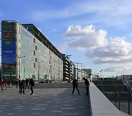 Fin de l'avenue à proximité de la gare de Paris-Austerlitz.