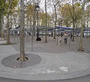 Place préparée pour le marché.