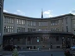 n°2-4, la Poste Cérès.