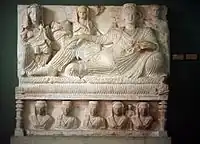 Groupe de famille provenant d'un tombeau.Musée archéologique de Palmyre en 1993