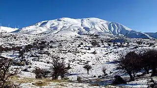Vue du deuxième sommet le plus élevé, en hiver.