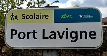 Panneau du bus scolaire à Port Lavigne