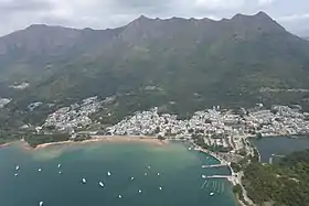 Vue de Wong Leng (à gauche) et de Pat Sin Leng (à droite).