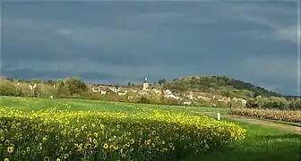 Percey-le-Grand, vue depuis l'écluse n° 24 de Courchamp