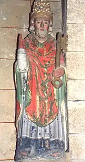 Statue polychrome de saint Pierre en Kersantite (église Saint-Pierre-et-Saint-Paul d'Argol).