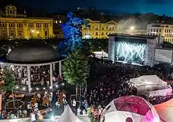 Image illustrative de l’article Les Georges