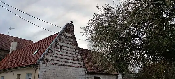 Pignon à couteau picard de la Haute-Scarpe, à Saint-Nicolas.