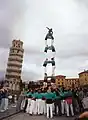 Torre de set à Pise, par les Castellers de Vilafranca, 1988.