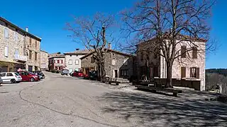 La place du village.