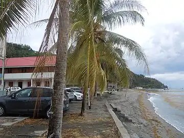 Vue de la plage au niveau de la place Bertin.