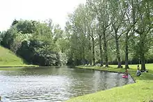 Le plan d'eau d'Alboussière sur le Duzon.