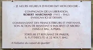 Plaque de Robert Marchand au no 80.