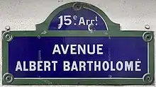 Voir la plaque.