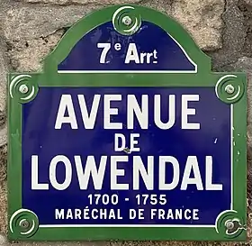 Voir la plaque.