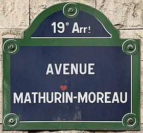 Voir la plaque.