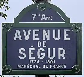 Voir la plaque.