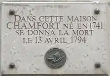 Plaque au no 10.