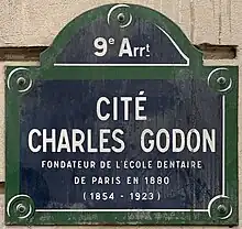Voir la plaque.