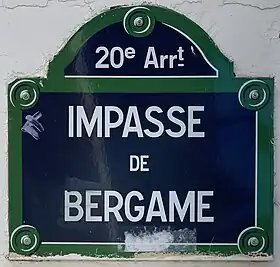 Voir la plaque.