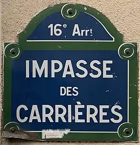 Voir la plaque.