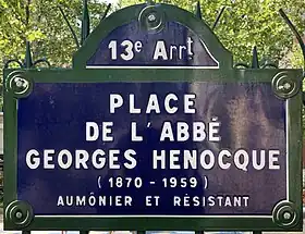 Voir la plaque.
