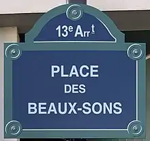 Voir la plaque.