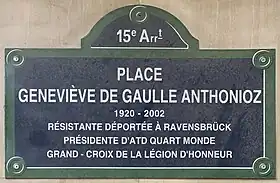 Voir la plaque.
