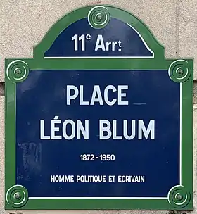 Voir la plaque.