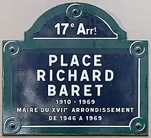 Voir la plaque.